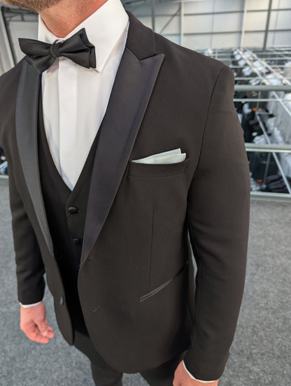 Diablo Black Three Piece Tuxedo